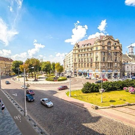 Апартаменти З Балконом На Центр Львова Exteriör bild